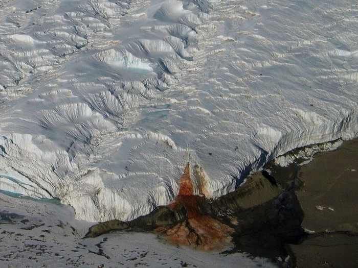 Водопад ледника Тейлора