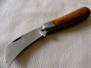 Садовый нож фото
