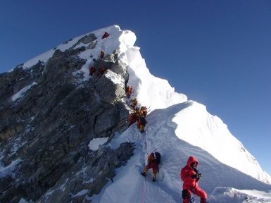 Гора Джомолунгма (Эверест). Что такое Джомолунгма