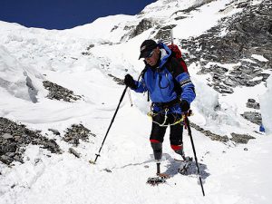 На Эверест на протезах фото