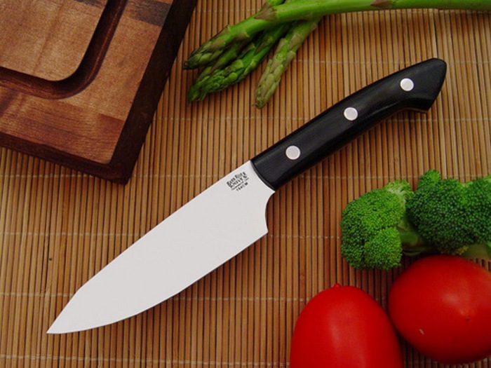 Нож для кухни Petty