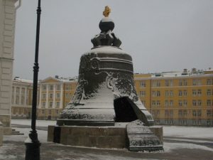 Памятник литейного искусства фото